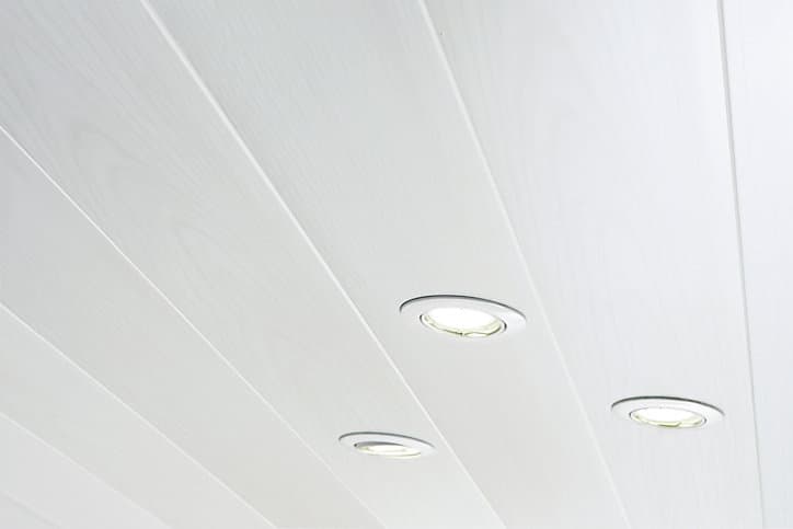 Lambris PVC Dumapan bois blanc mat 37,5 x 260 cm