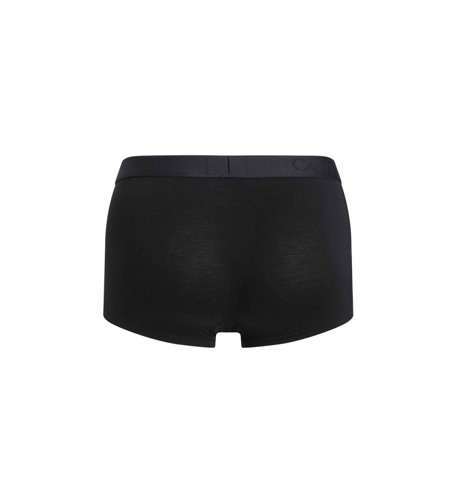 Conjunto de 3 cuecas boxer Calvin Klein de cintura baixa, nas cores preta, vermelha e cinza.