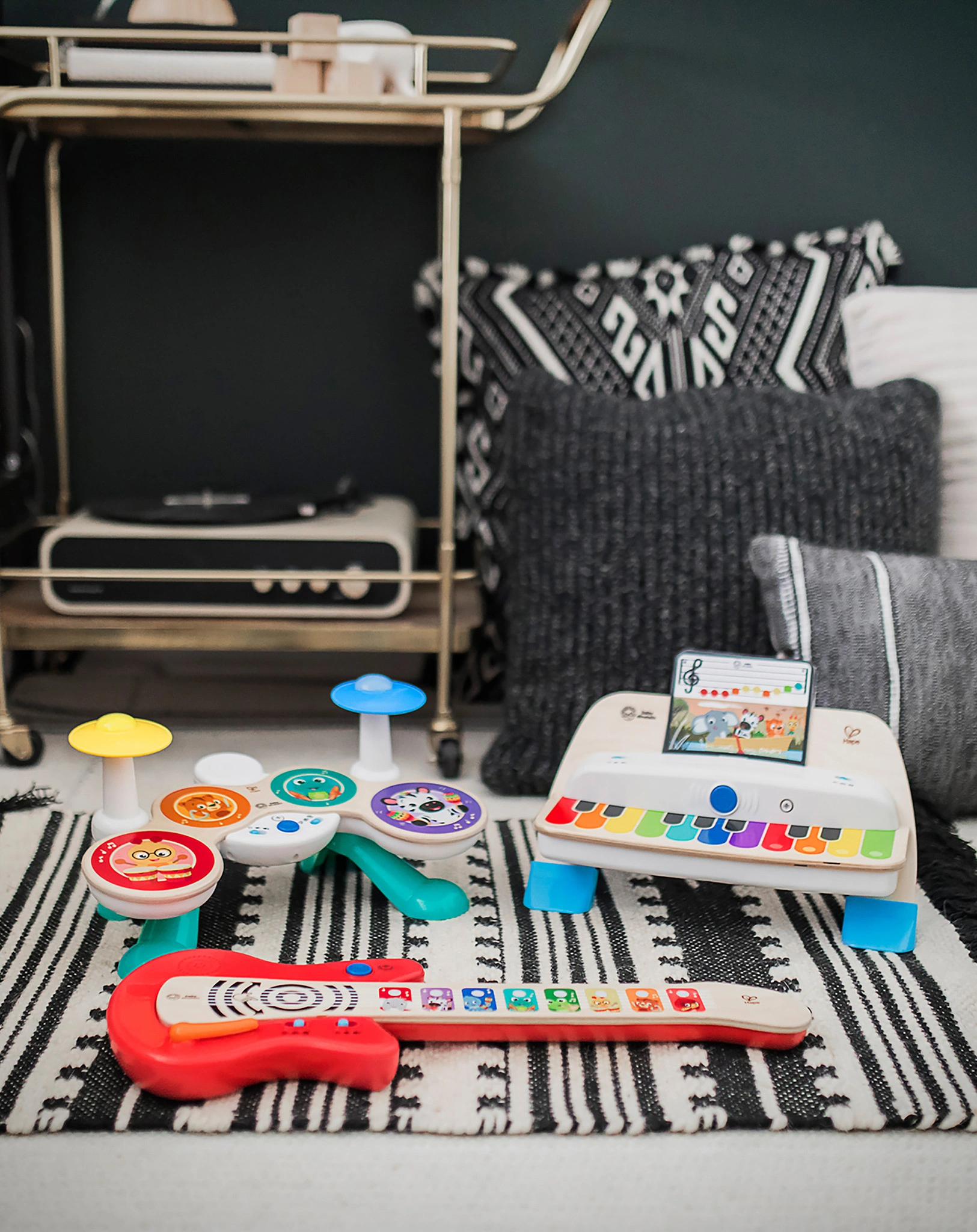 Gitarre BABY EINSTEIN MAGIC TOUCH in bunt