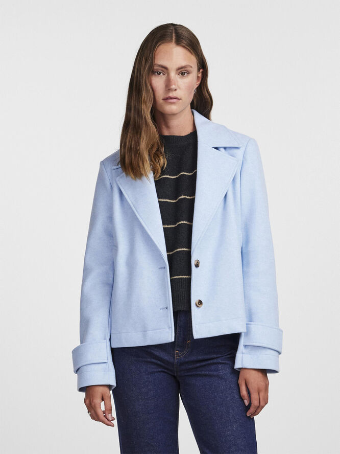 Pieces PCBEATRICE SHORT JACKET Angel falls