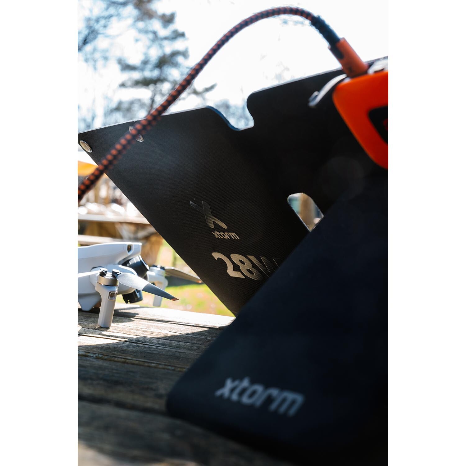 Xtorm 28W Foldable Solar Booster