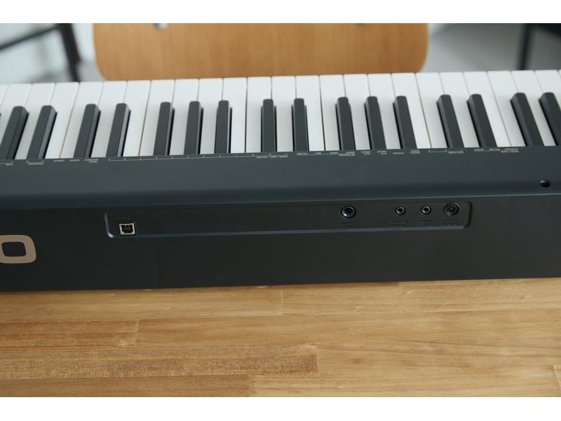 Casio E-Piano CDP-S110BK Schwarz Das Einsteigermodell der CDP-S Digitalpiano-Serie mit gewichtetem Scaled-Hammer-Action-Keyboard II mit 88 Tasten