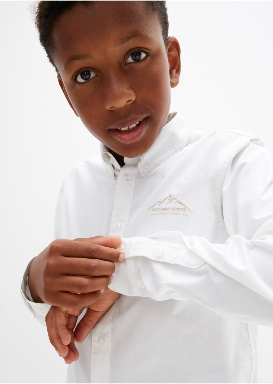 Chemise manches longues garçon avec broderie, Slim Fit
