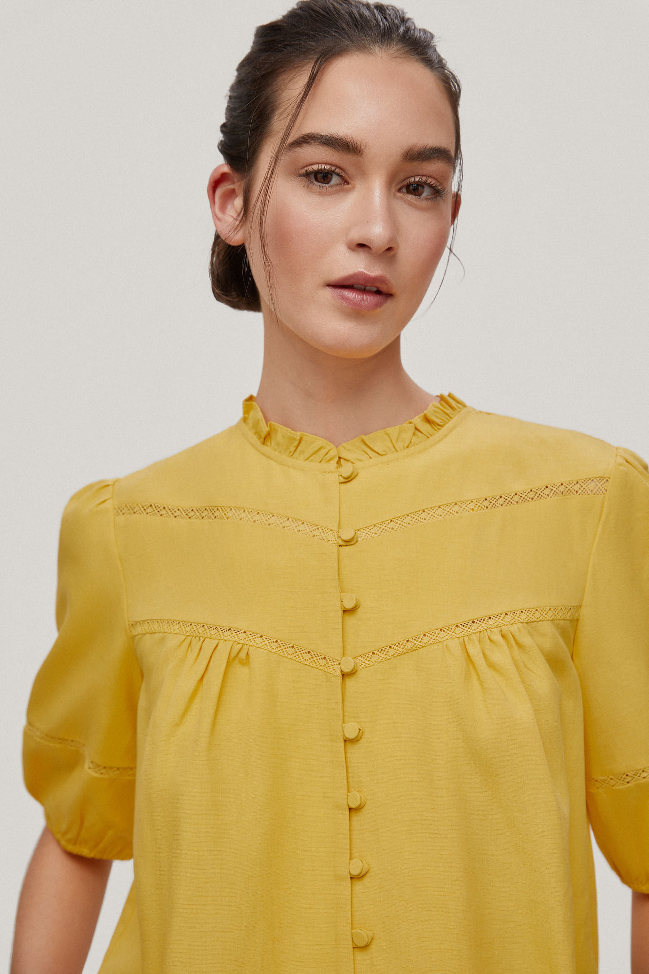 Blusa com laço - Amarela