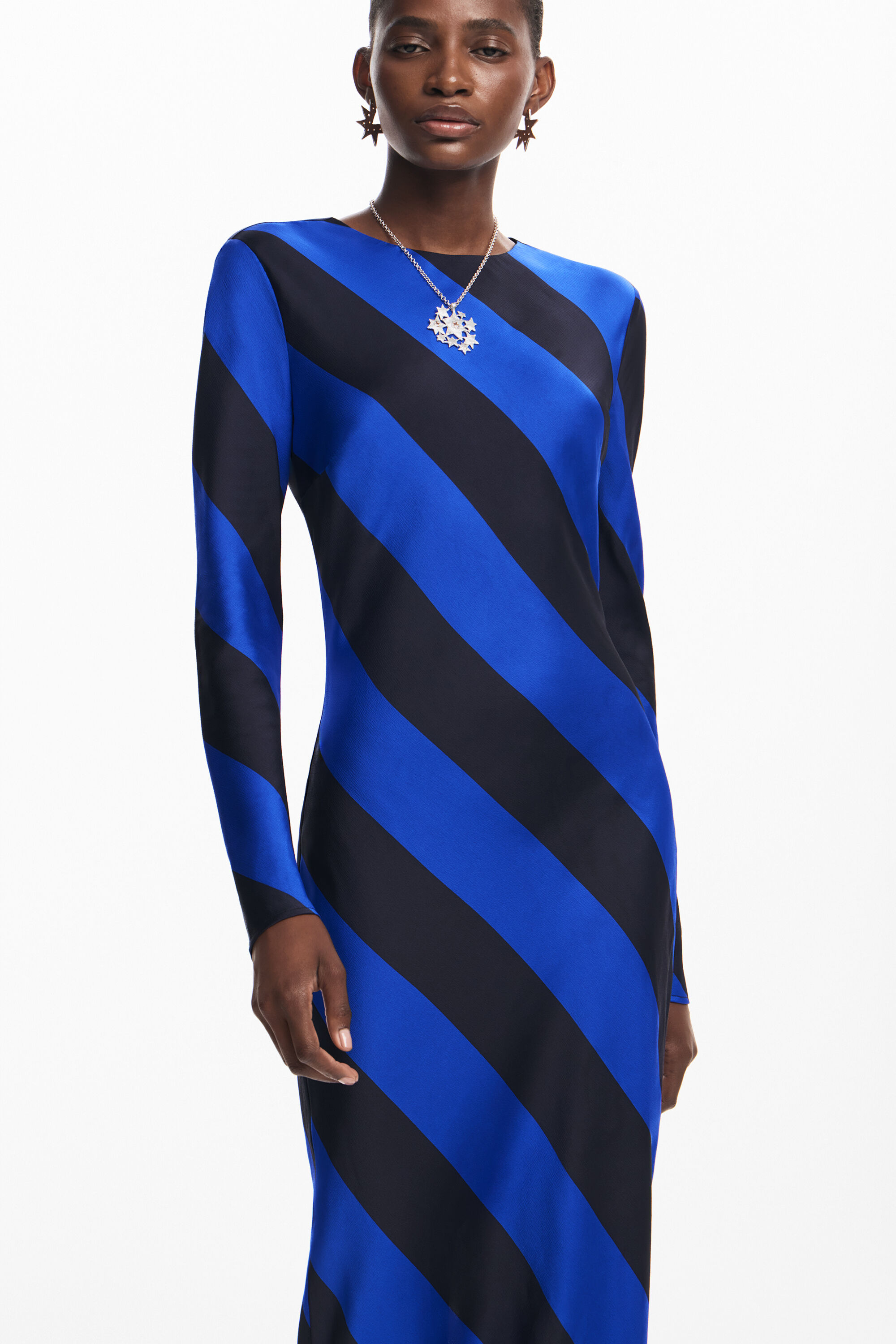 vestido midi listrado