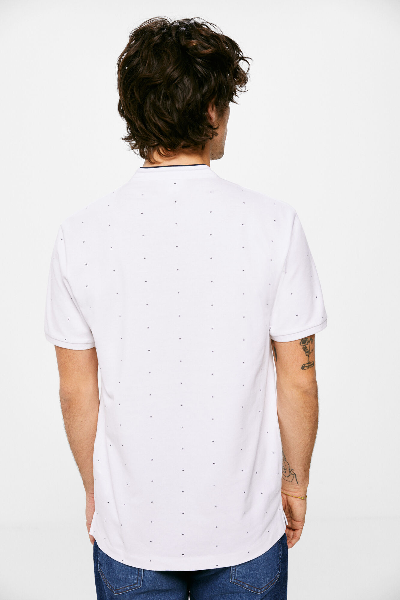 Polo Mao Slim com estampa total - Branco