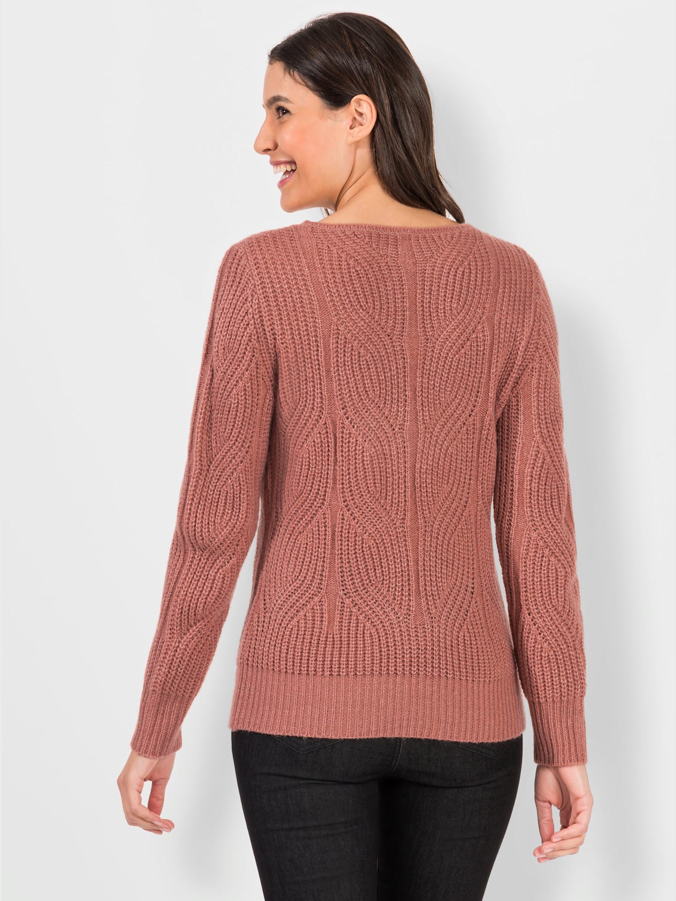 Pull en tricot entretien facile