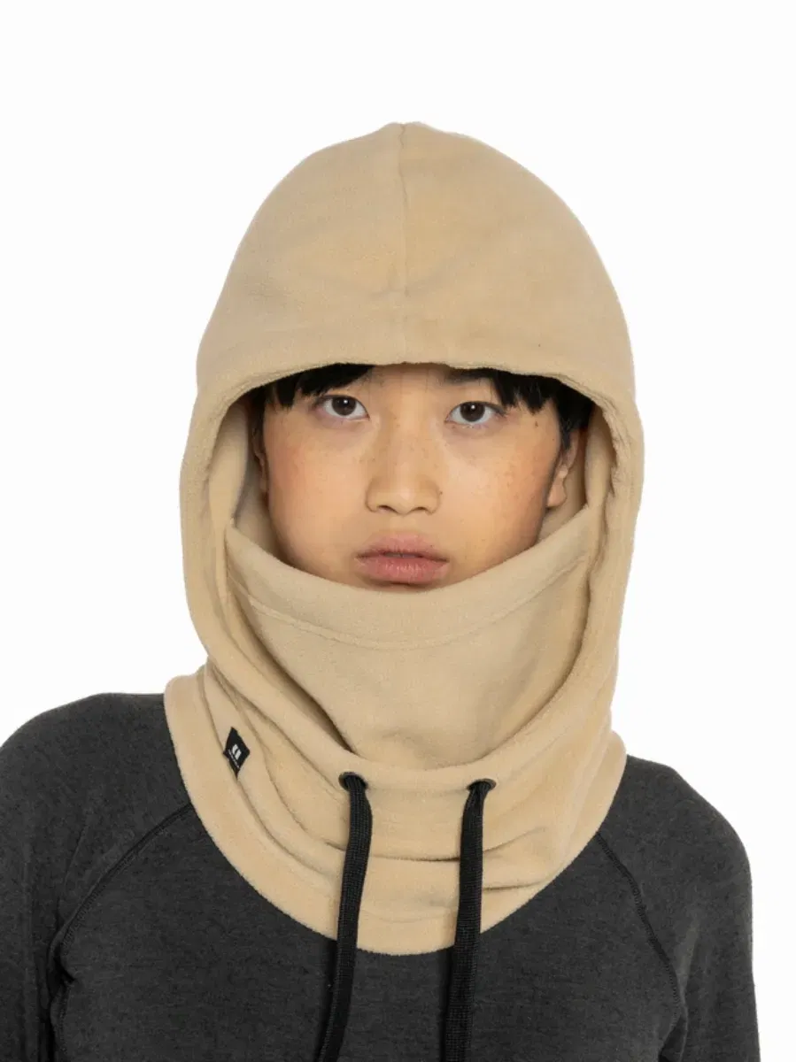 Armada Delta Hood