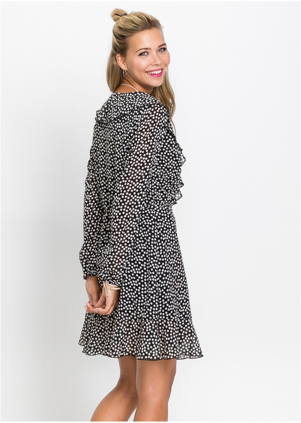 Robe style portefeuille à volants