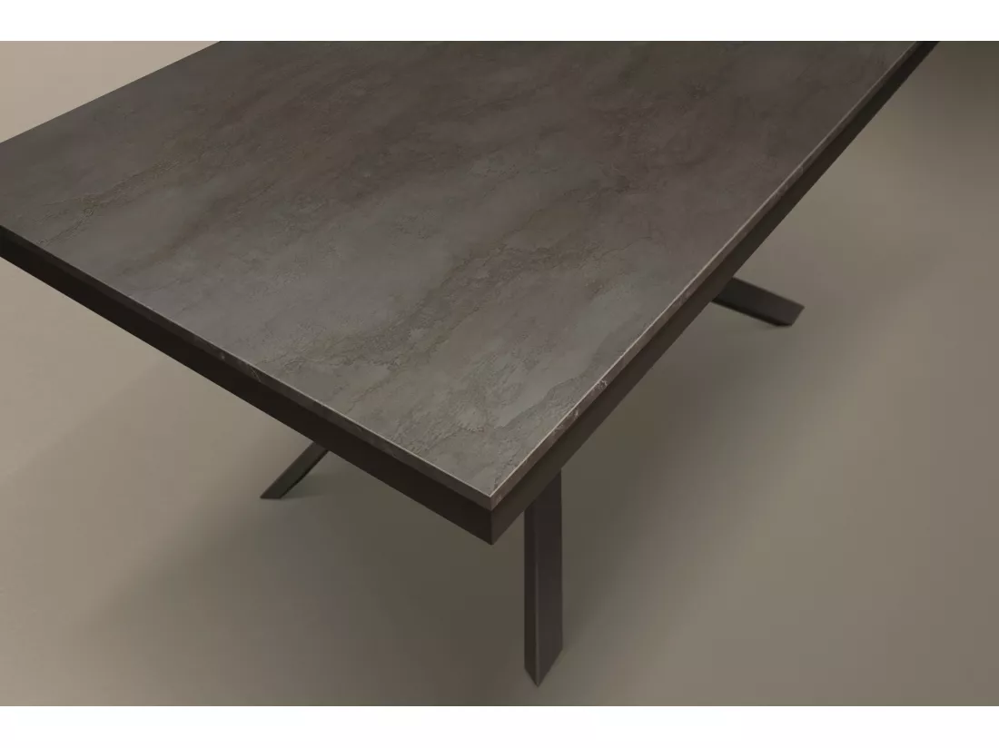 Table en bois, finition acier oxydé, base noire, extensible 140x80 - VOLPAIA