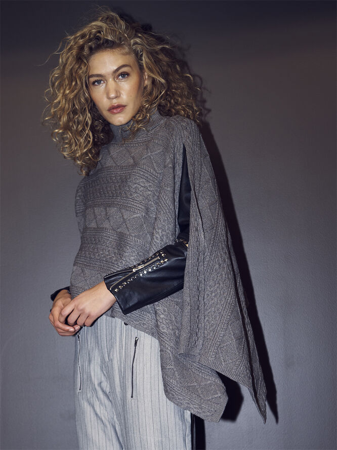 NÜ Denmark Vilna Blouse/poncho knit Statue melange