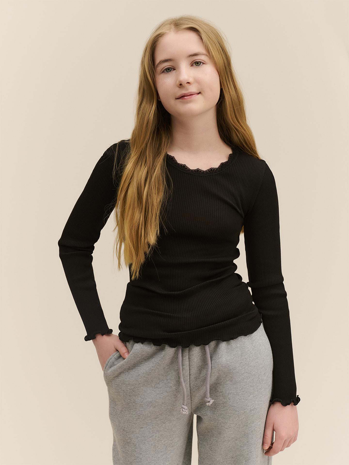 Balta Long Sleeve Regular Lace T-shirt