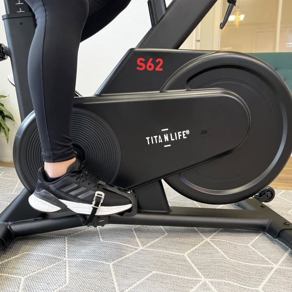 TITAN LIFE Indoor Bike S62