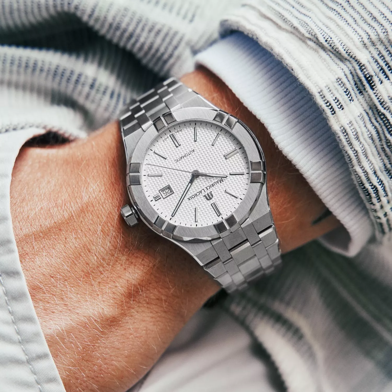 Maurice Lacroix Aikon Automatic 42mm AI6008-SS002-130-1