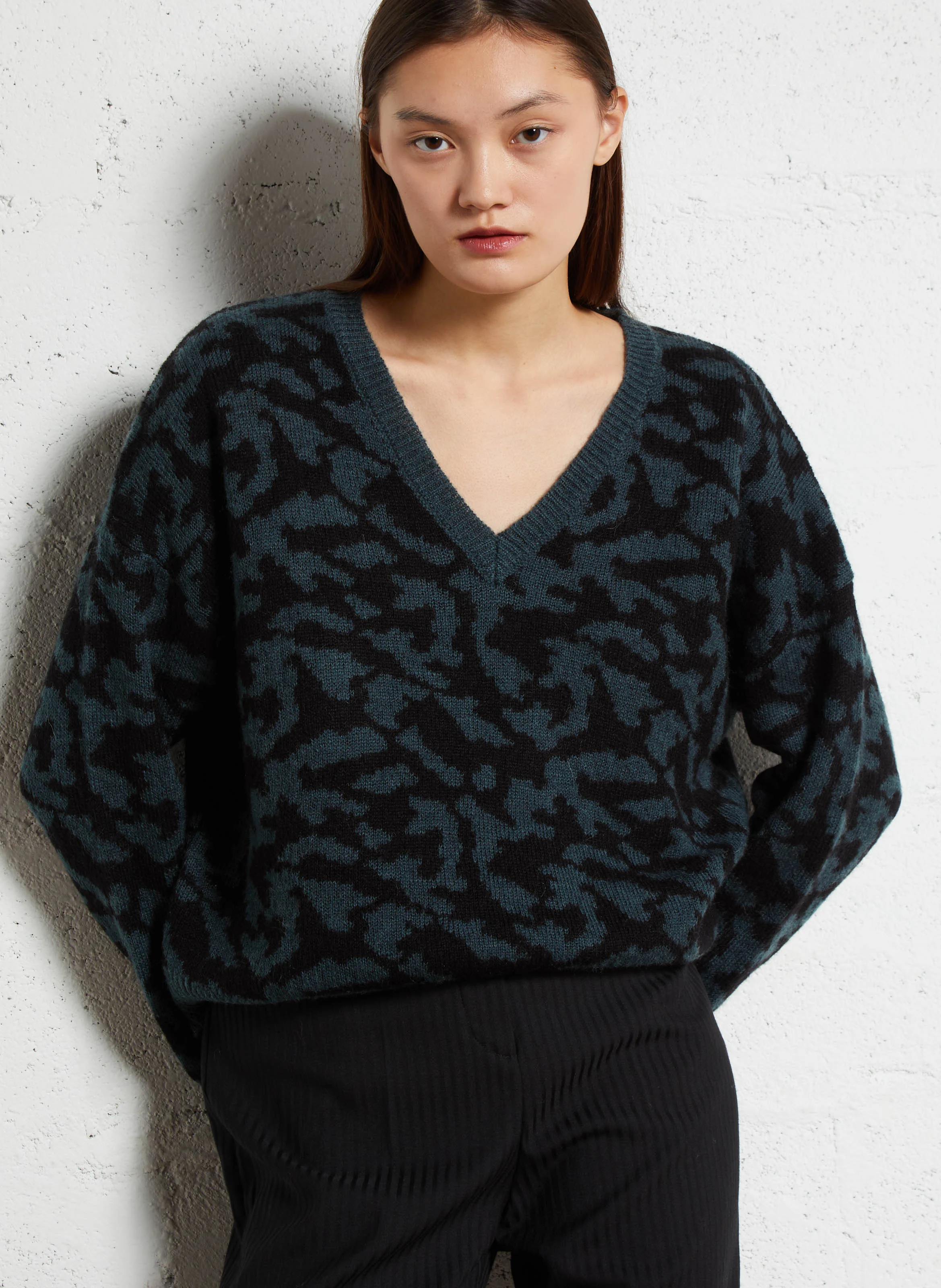 Pull ample col V jacquard en maille mélangée| Vert