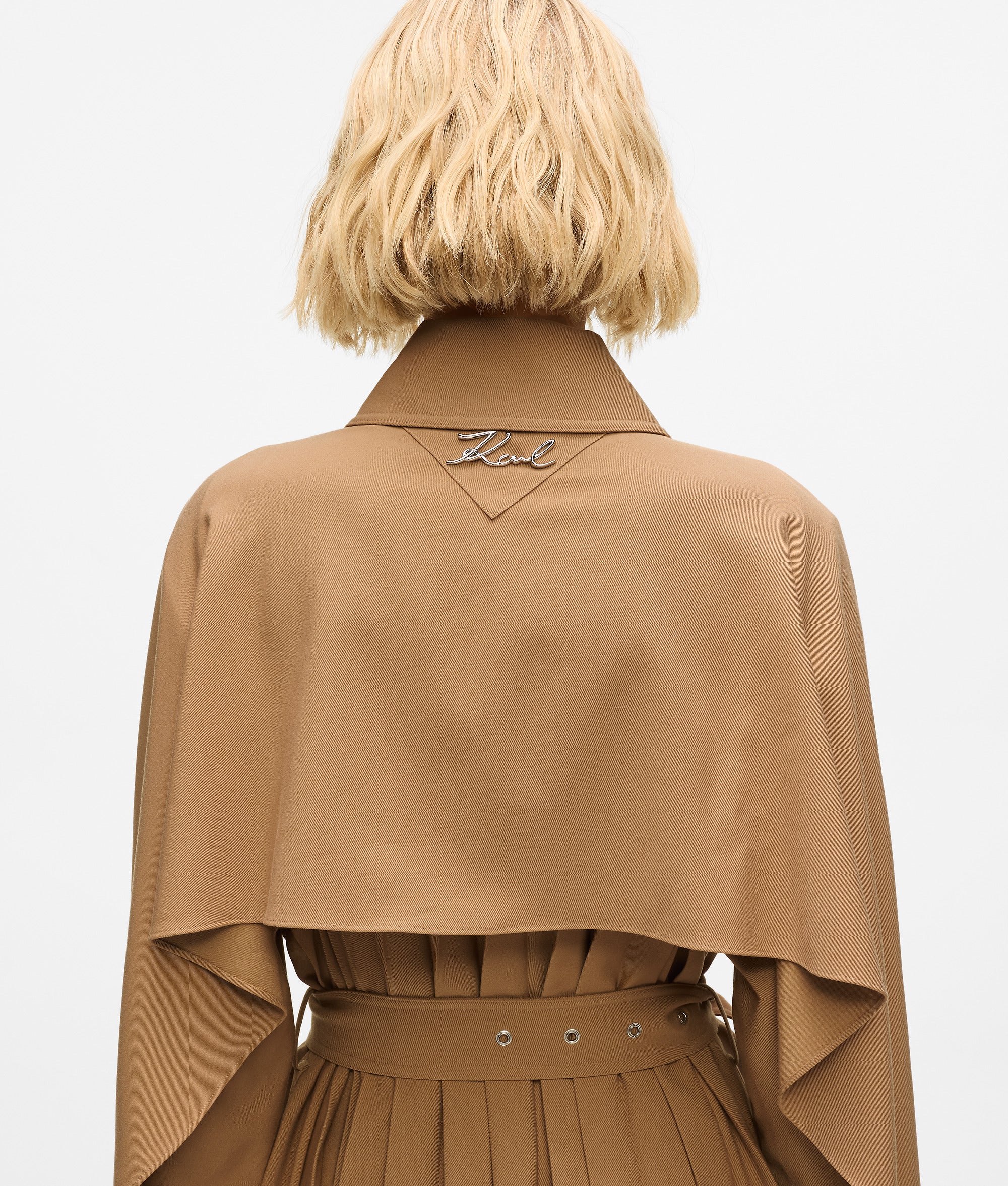 Trenchcoat met plooiaccent