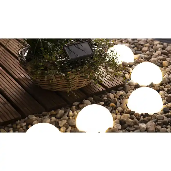 Solar-Bodenlichterkette