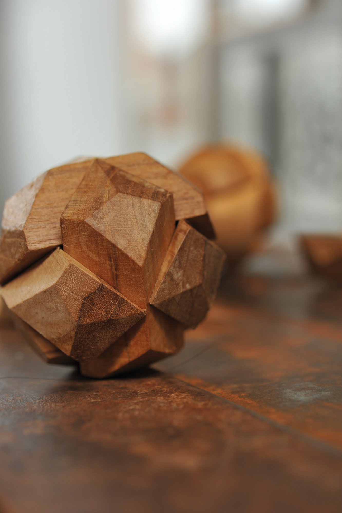 Puzzle 'Diamant' aus Holz, braun, Ø 7 cm günstig bestellen