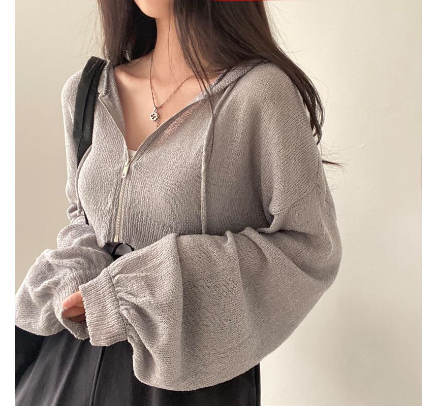 Brigitte - Effen cropped gebreide hoodie met rits