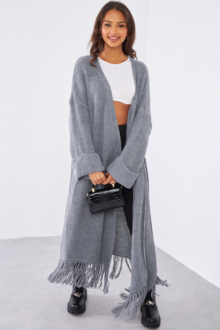 Gilet en maille gris à franges ceinturé
