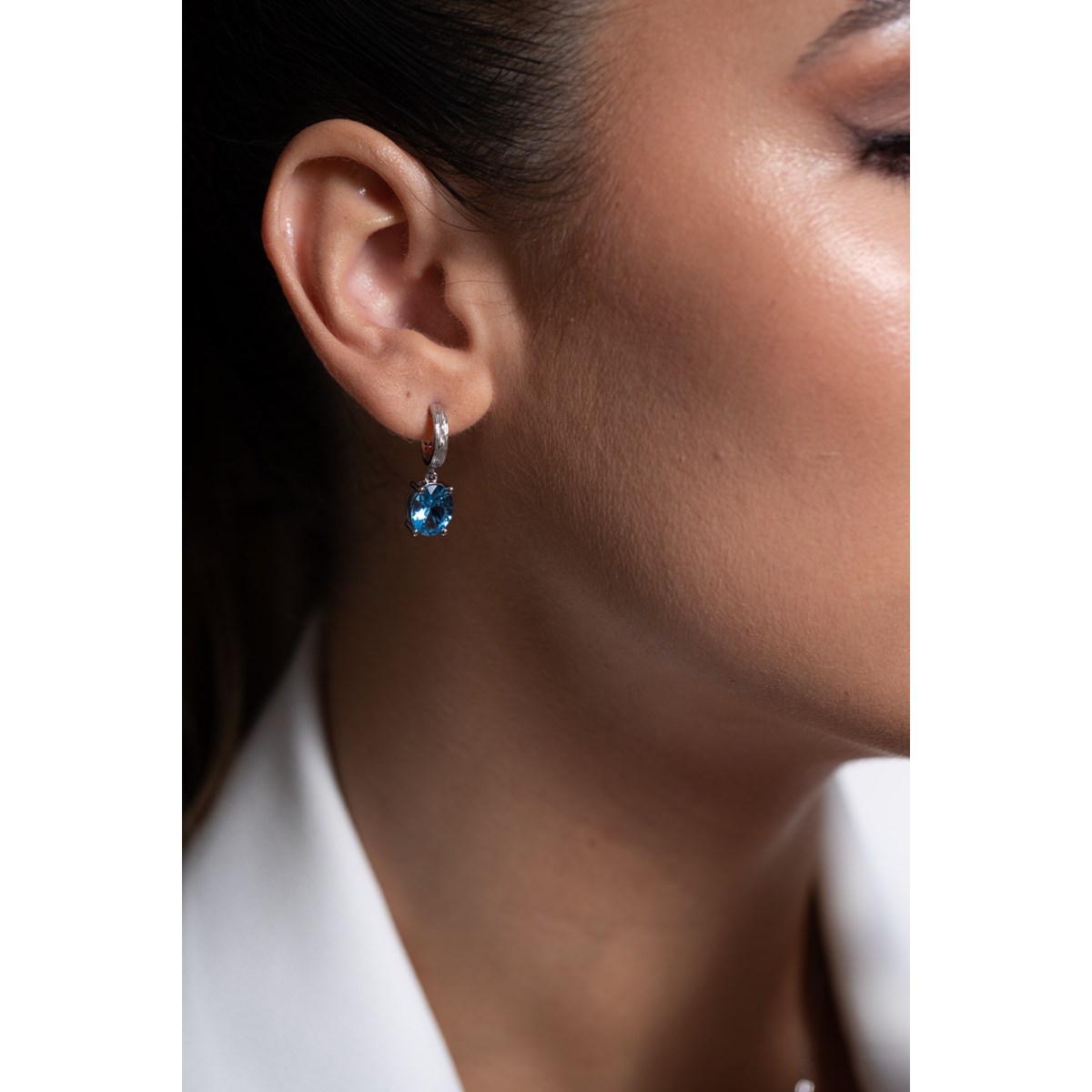 Boucles d'oreilles pendantes ELISABETH en Argent avec pierre synthétique bleu topaze