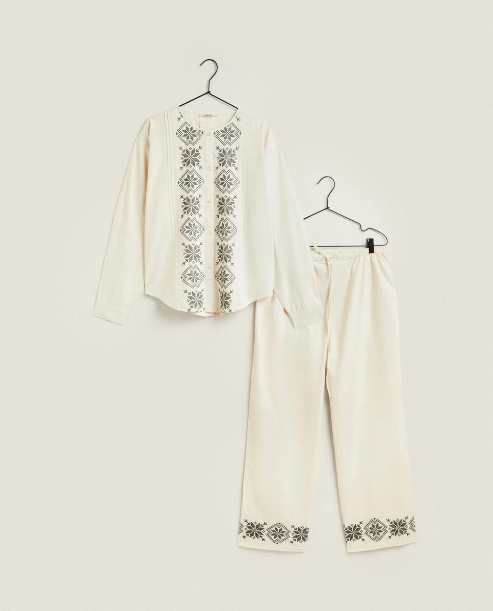 BOTAS DE PAJAMA KAFTAN DE NATAL