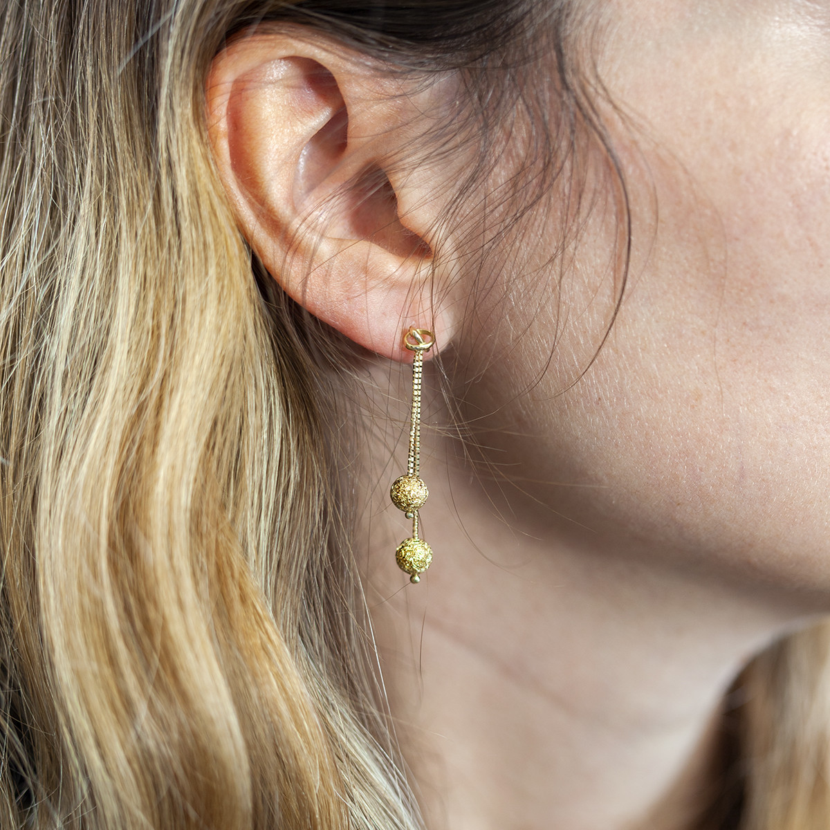 Boucles d'oreilles d'occasion or 750 jaune pendants