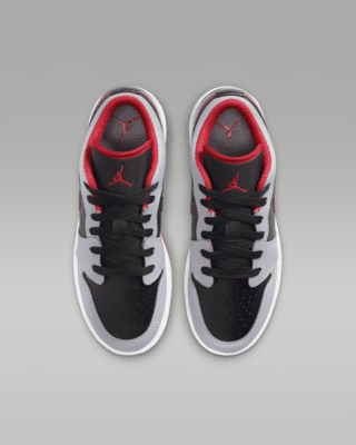 Air Jordan 1 Low Older Kids' Shoes