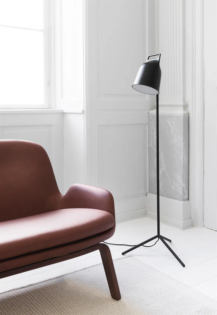 Normann Copenhagen  Stage gulvlampe, petrol - H: 122 cm.