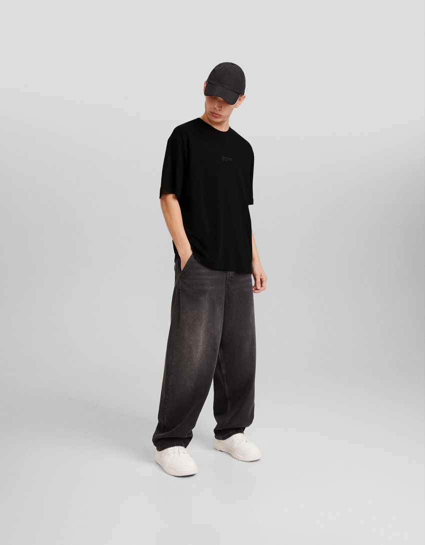 Camiseta oversized de manga curta estampada