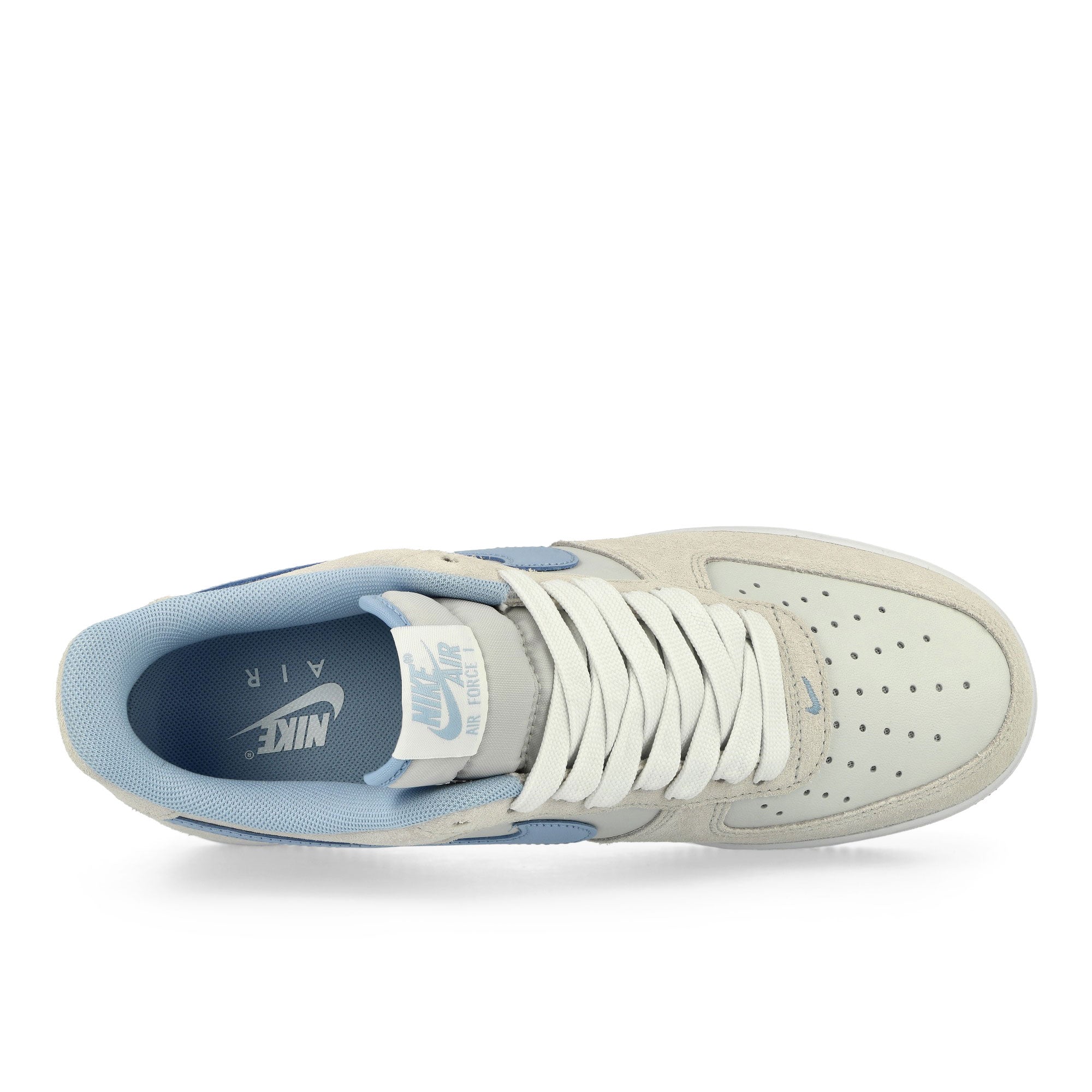 Nike<br>Air Force 1 '07 LV8