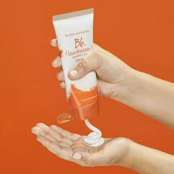 Máscara Hidratante Invisible Oil Mask para Cabeleireiro da Bumble and Bumble, 200ml