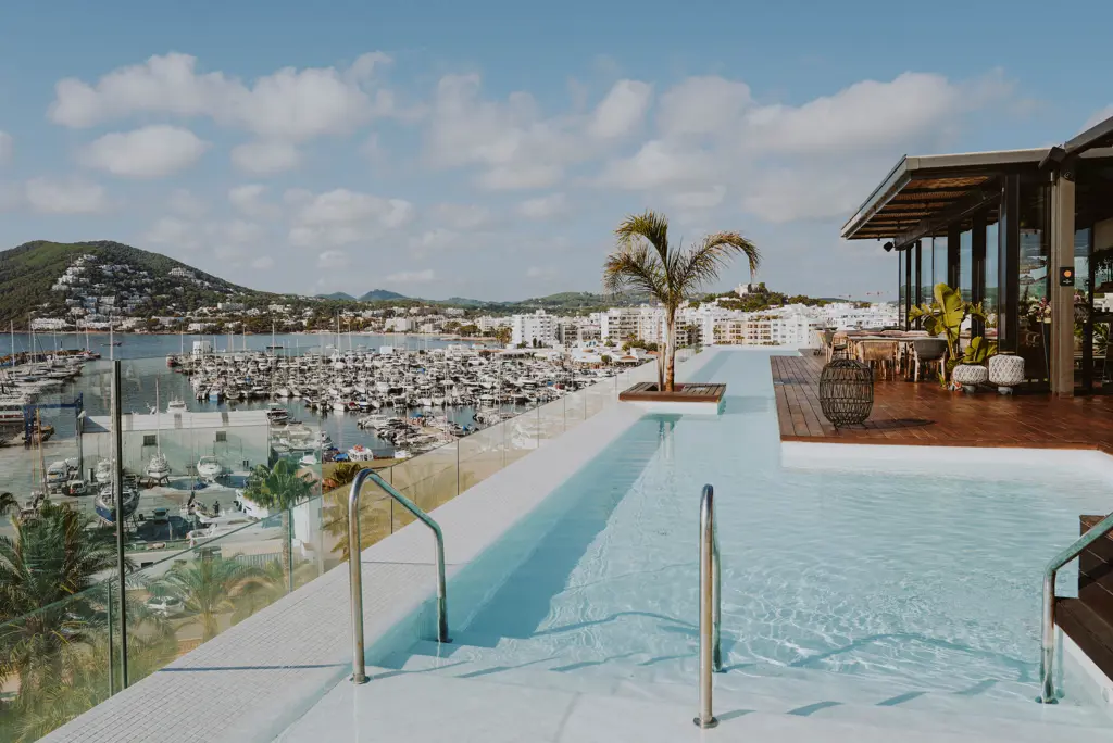 Aguas de Ibiza Grand Luxe Logies en ontbijt - Hotel