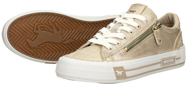 Mustang Veterschoenen Laag goudkleur