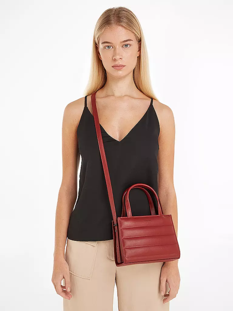 CALVIN KLEIN Tasche - Mini Tote Bag QUILT  rot