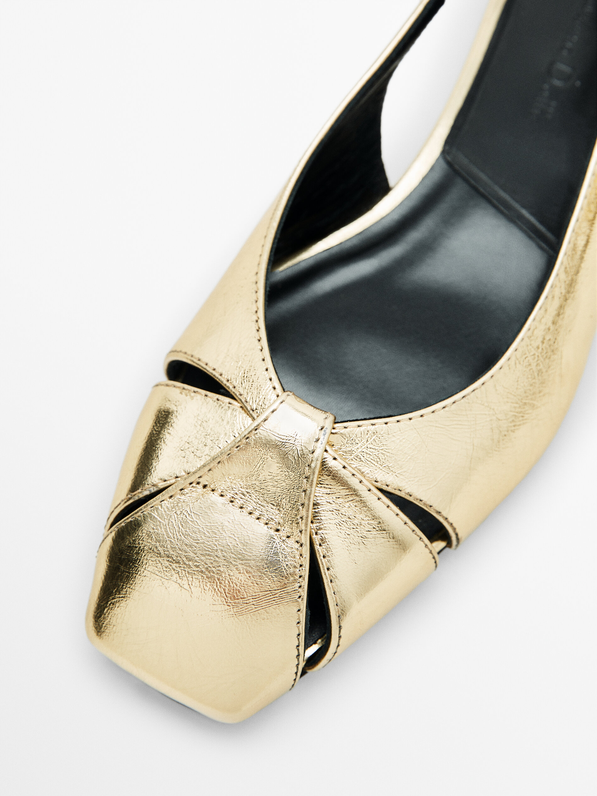 Zapato plano piel destalonado - DORADO