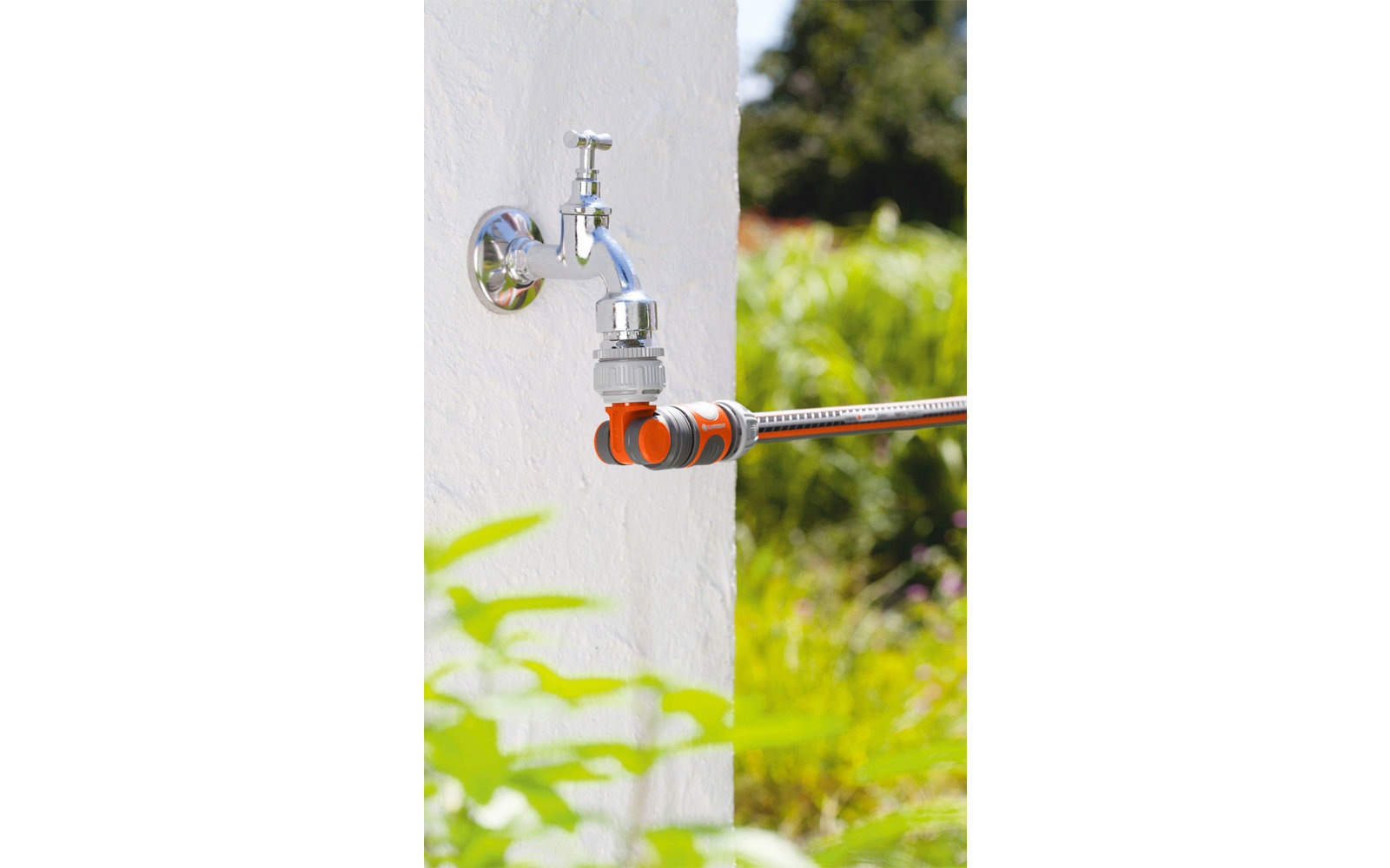 Gardena Winkelhahnstück für Gartenschlauch / Schlauchtrommel