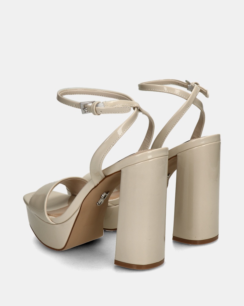 Steve Madden Lessa Pumps  - wit