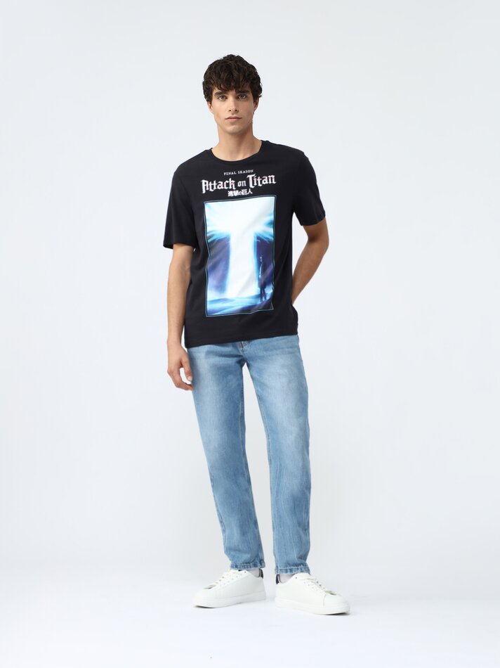 Camiseta Attack on Titan - Diffused - Preta