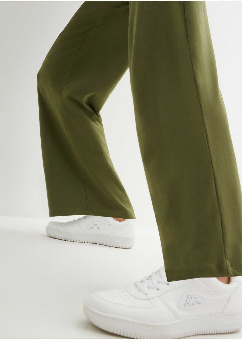 Pantalon fluide avec taille confortable, jambes larges