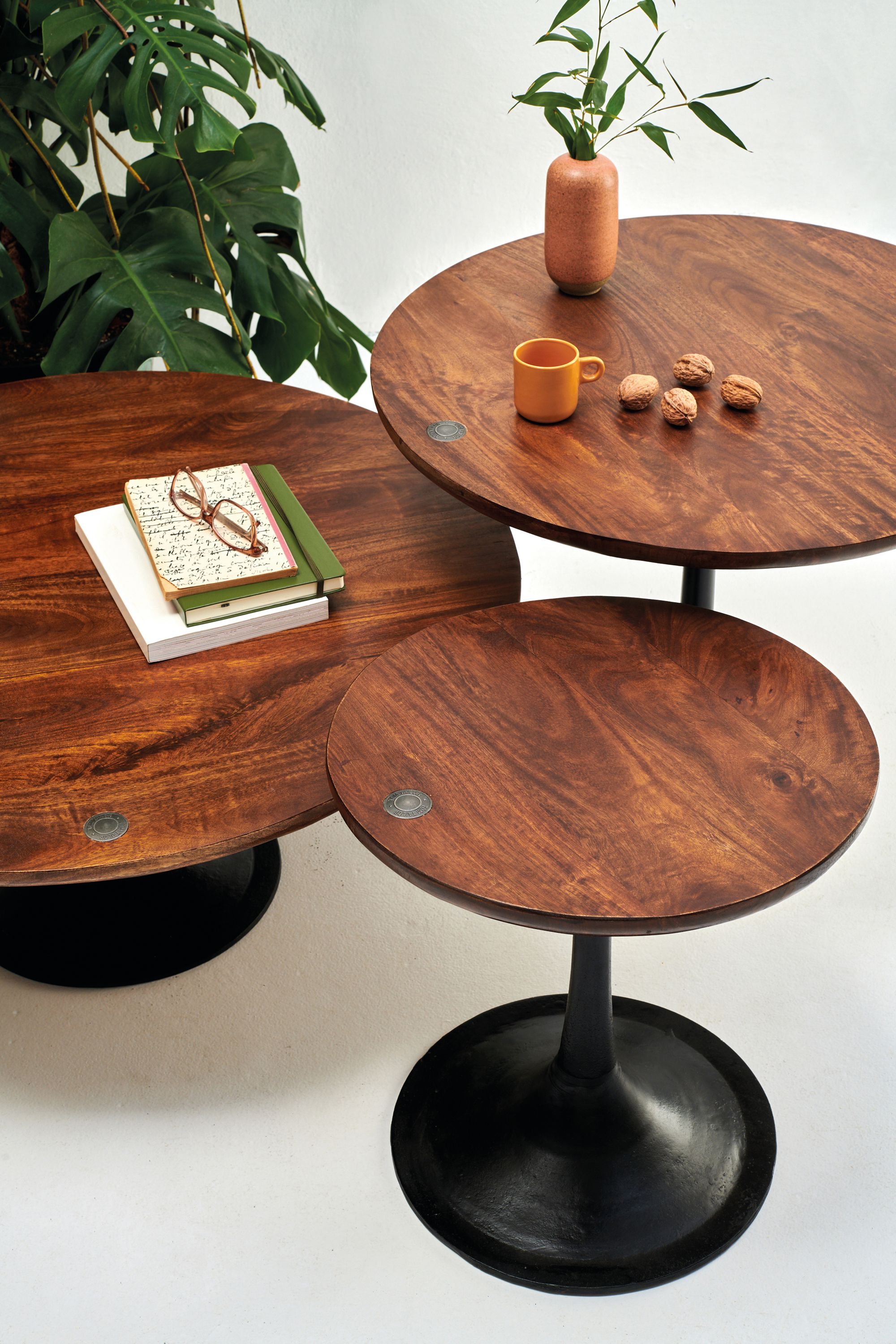 Beistelltisch Mangoholz Tisch Sofatisch Couchtisch Kaffeetisch rund Holztisch