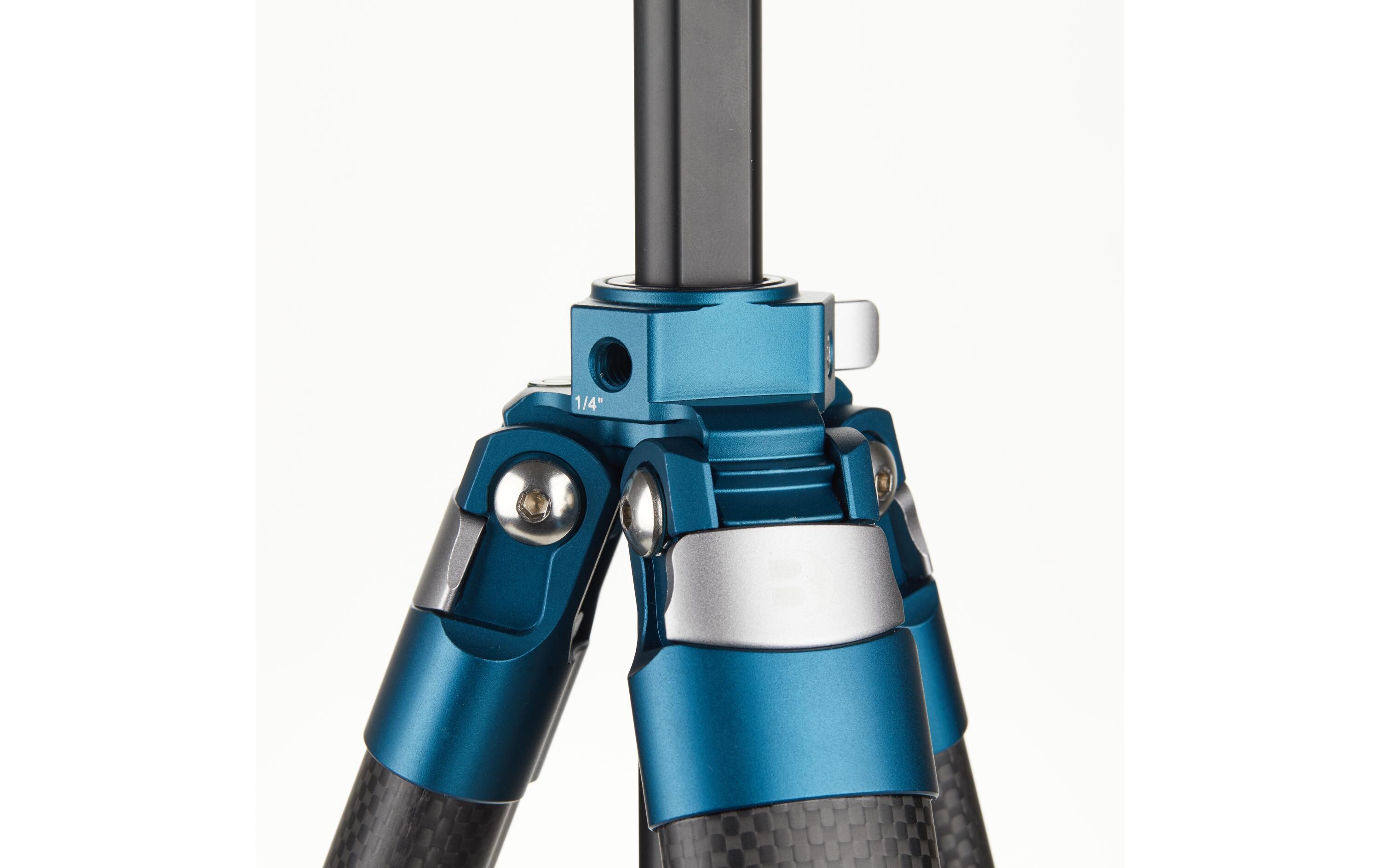 Stativ TCBH15N00P Cyanbird Kit Alu Carbon<br>Kompaktes Stativ aus Kohlefaser und Aluminium