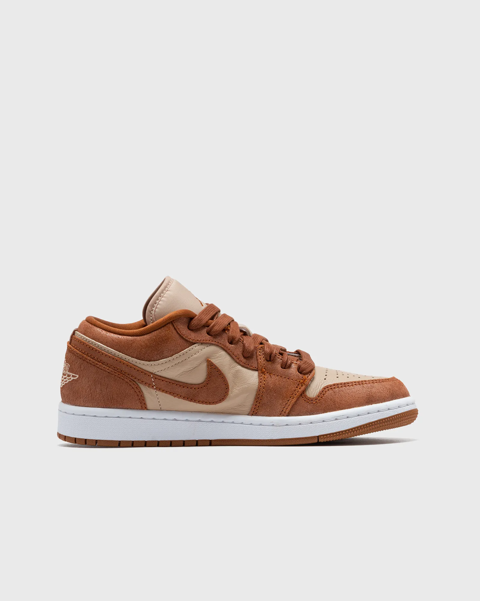 Jordan WMNS AIR JORDAN 1 LOW SE