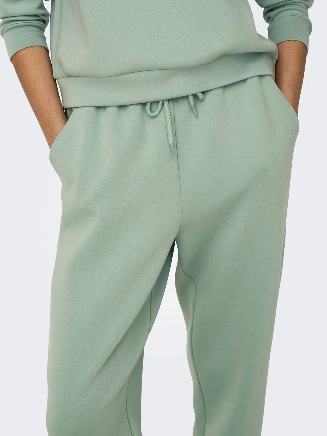 ONPLOUNGE Hohe Taille Normal geschnitten Jogginghose Frosty Green