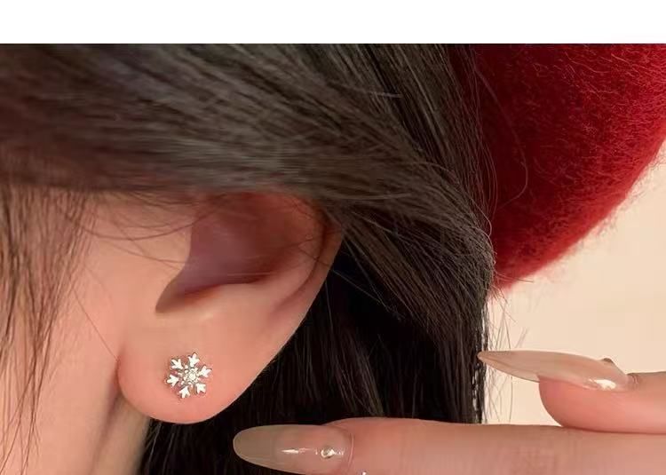 pexrl sieraden - Sterling zilveren sneeuwvlok oorbel met strass