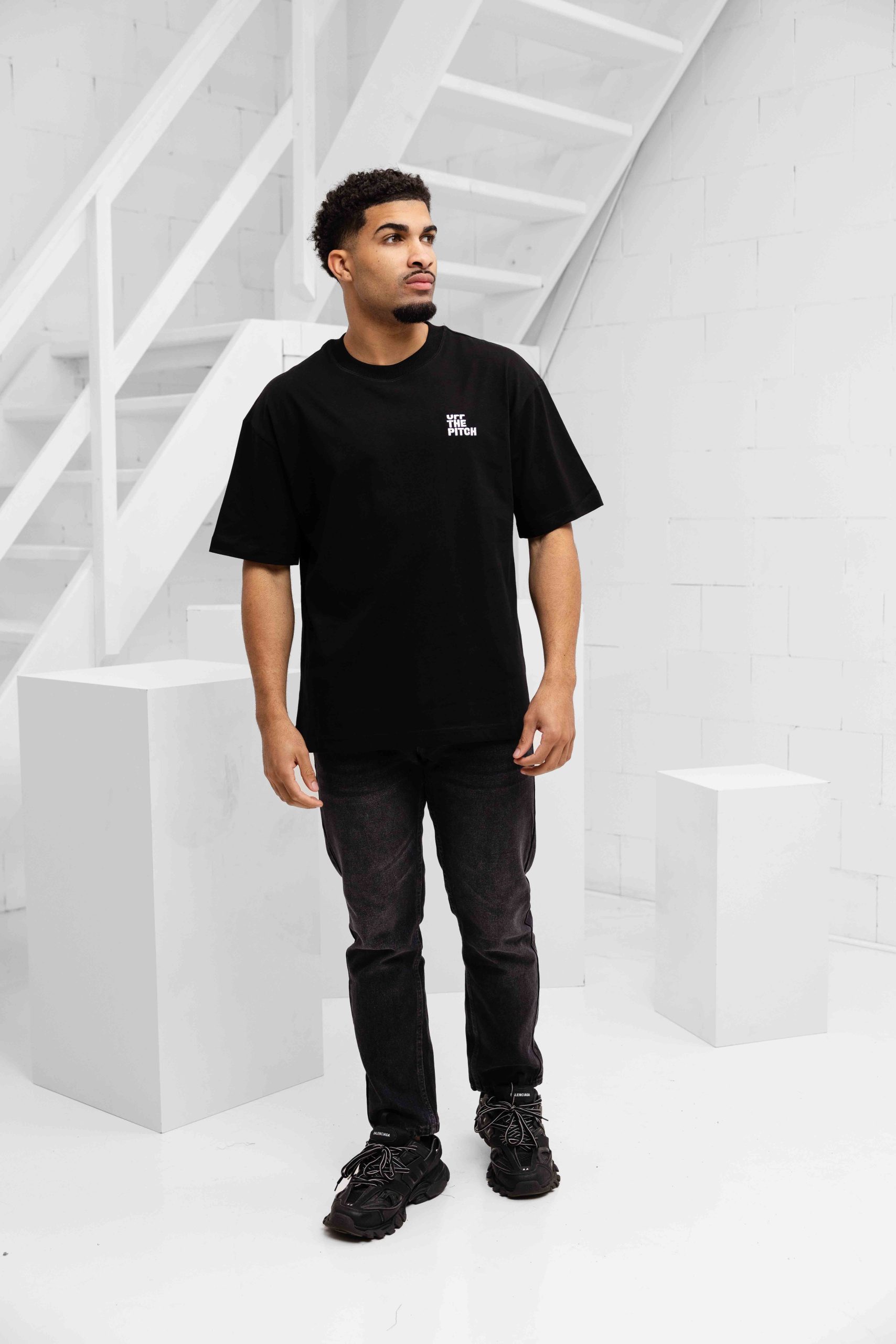 Off The Pitch Ignite Loose Fit T-Shirt Heren Zwart