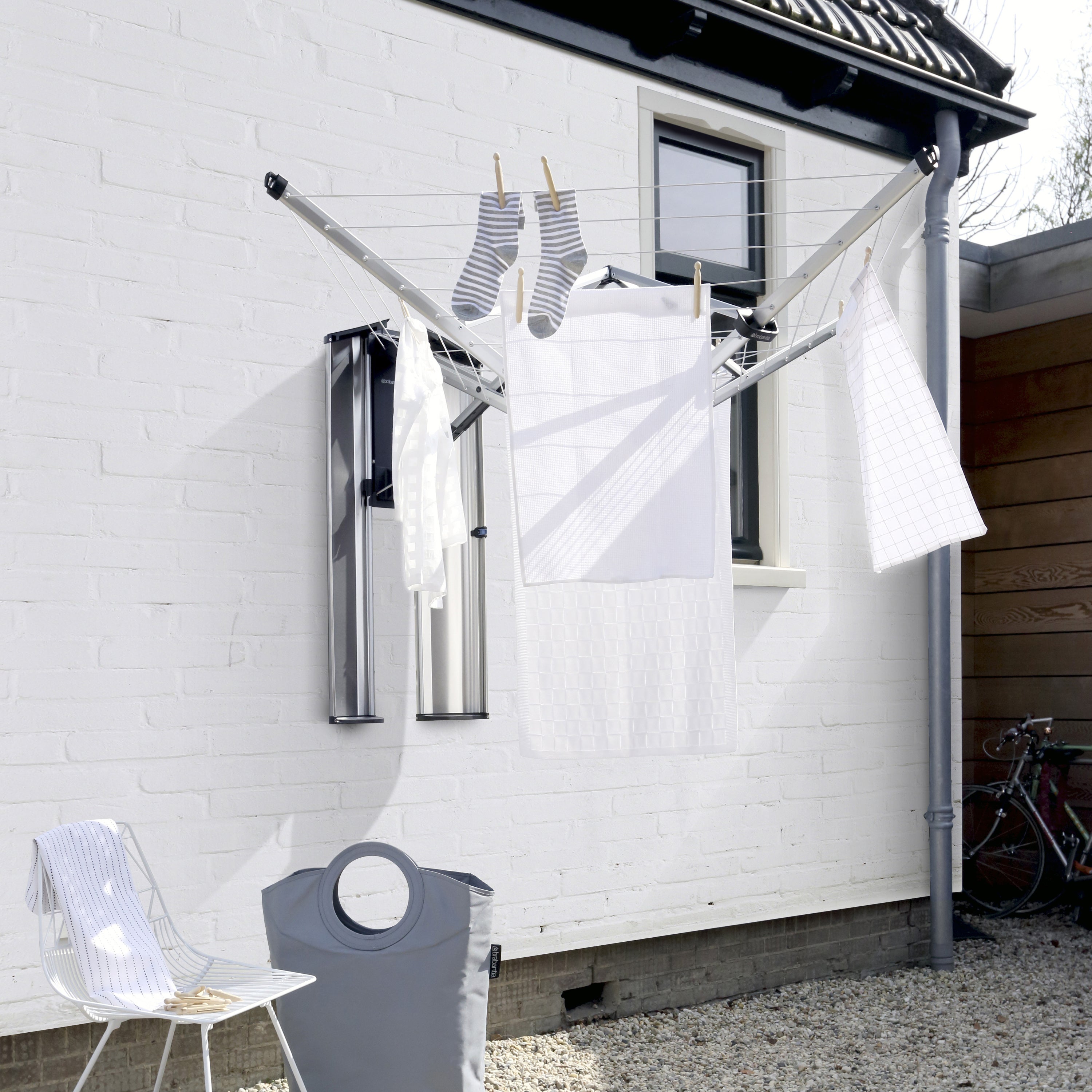 Brabantia WallFix Droogmolen 24 m incl. Beschermbox