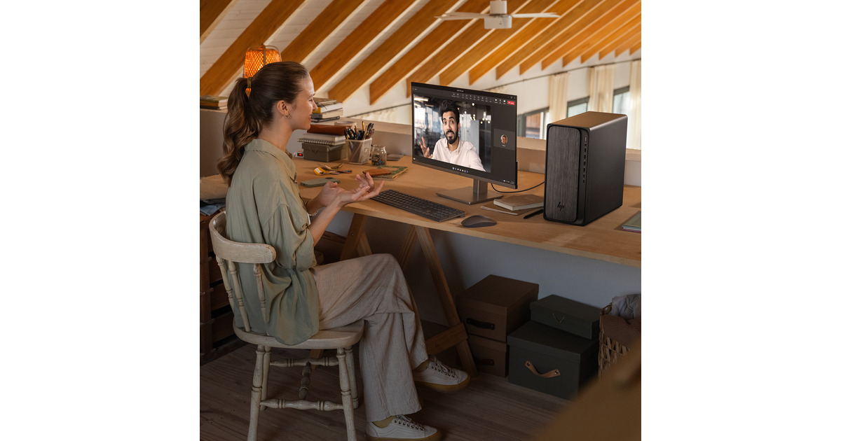 HPOmniDesk M02-0025nd (B8EM2EA) pc-systeem  (Zwart/grijs | R5 8500G | Radeon Graphics | 16 GB | 512 GB SSD)