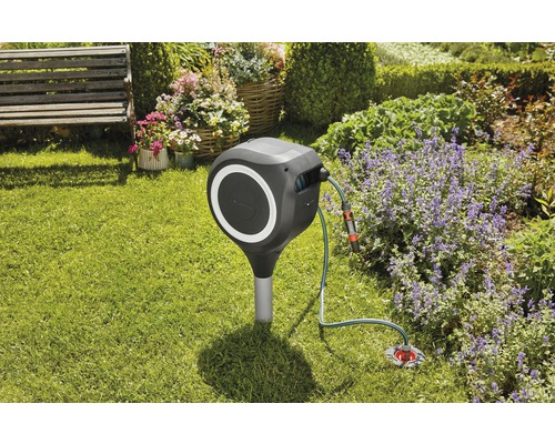 RollUp S tuinslangbox met grondpen inclusief 15 m slang, 360° draaibaar en RollControl technologie