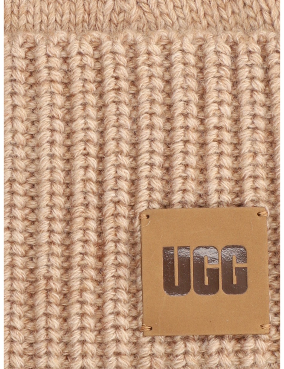 EXAGGERATED CUFF BEANIE